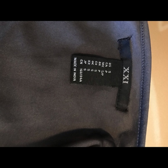 Top - Picture 3 of 3